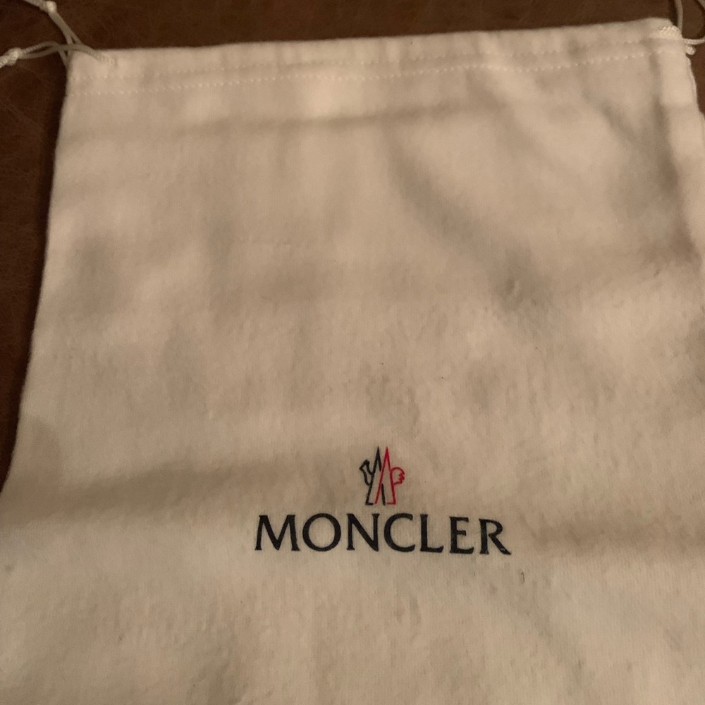 Moncler dust bag NEW
